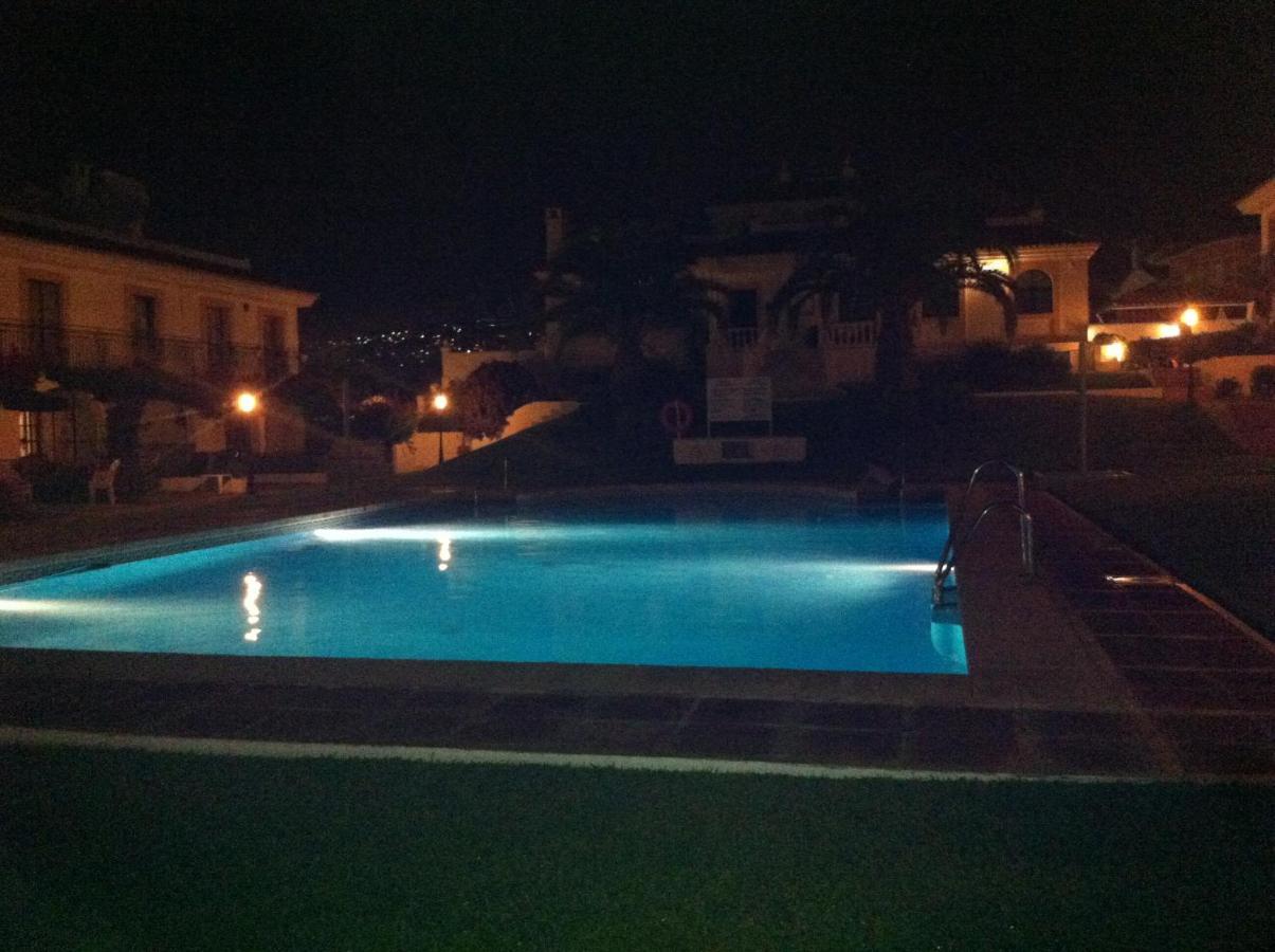 Villa Adosado En Residencial Sitio de Calahonda Zimmer foto